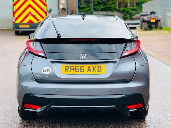 Used Honda Civic 2016 for sale - 74993545: Photo 9