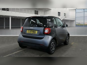 Used smart fortwo 2018 for sale - 76740909: Photo