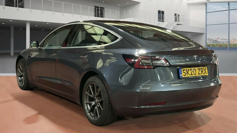 Used Tesla Model 3 2020 for sale - 76256902: Photo 3
