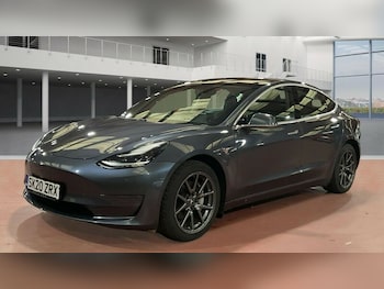 Used Tesla Model 3 2020 for sale - 76256902: Photo 4