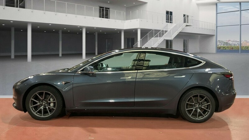 Used Tesla Model 3 2020 for sale - 76256902: Photo 7