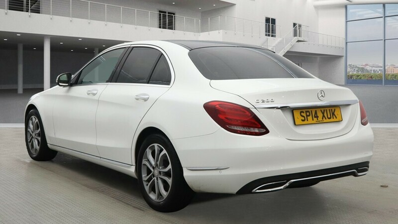 Used Mercedes-Benz C Class 2014 for sale - 76497026: Photo 4