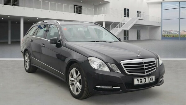 Used Mercedes-Benz E-Class 2013 for sale - 74993607: Photo 1