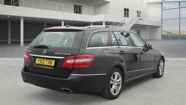 Used Mercedes-Benz E-Class 2013 for sale - 74993607: Photo 5