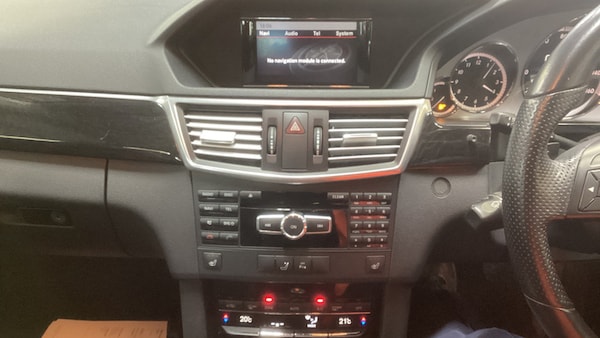 Used Mercedes-Benz E-Class 2013 for sale - 74993607: Photo 9