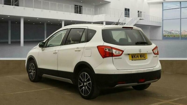 Used Suzuki SX4 2014 for sale - 74993573: Photo 4