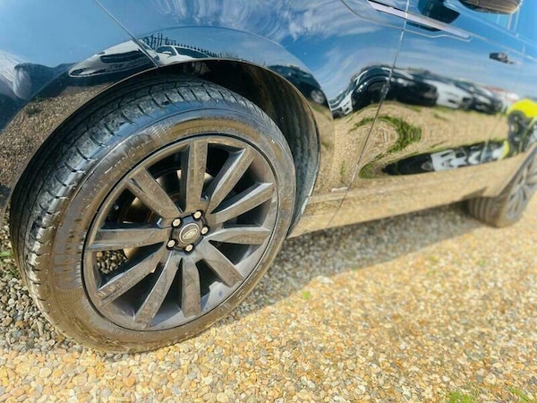 Used Land Rover Range Rover Velar 2018 for sale - 74993571: Photo 12
