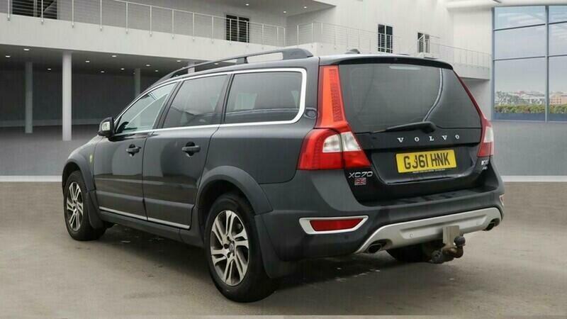 Used Volvo XC70 2011 for sale - 76163757: Photo 5