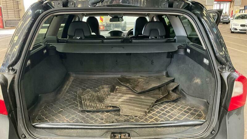 Used Volvo XC70 2011 for sale - 76163757: Photo 9