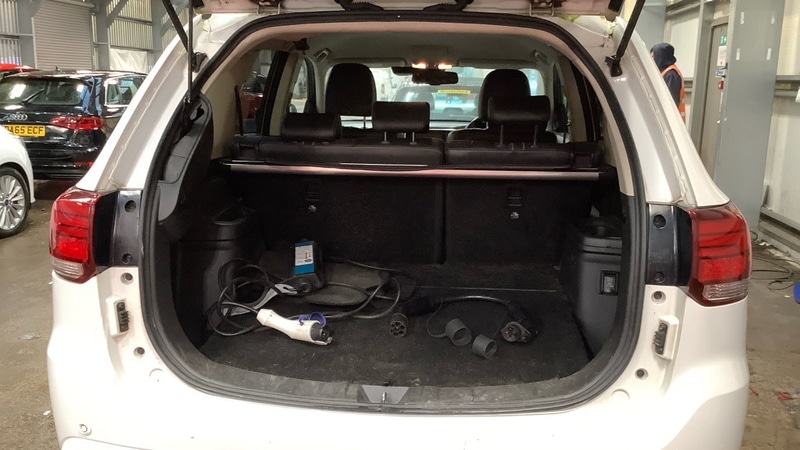 Used Mitsubishi Outlander 2018 for sale - 76631130: Photo 8