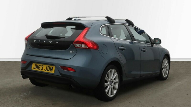 Used Volvo V40 2013 for sale - 76821356: Photo 4
