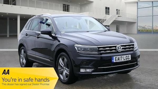 Used Volkswagen Tiguan 2017 for sale - 76323846: Photo 1