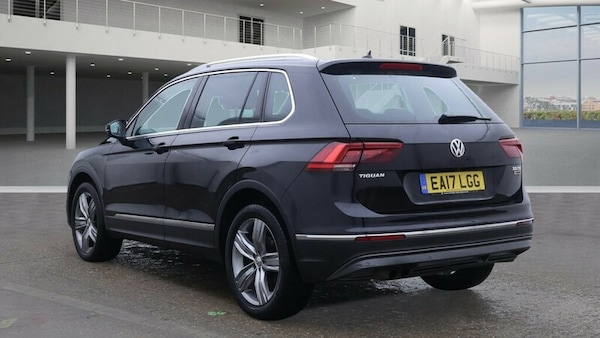 Used Volkswagen Tiguan 2017 for sale - 76323846: Photo 4