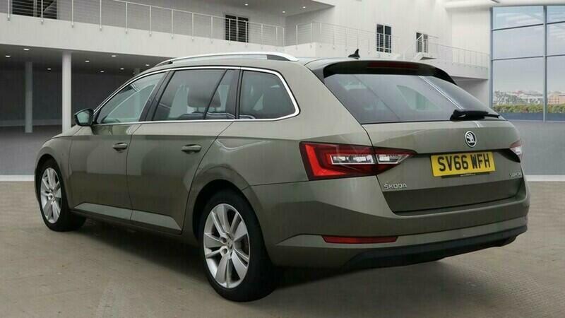 Used Skoda Superb 2017 for sale - 76559669: Photo 4