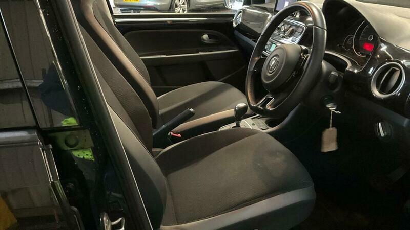 Used Volkswagen up! 2014 for sale - 76559676: Photo 10