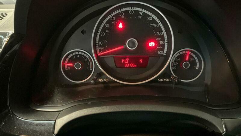 Used Volkswagen up! 2014 for sale - 76559676: Photo 11