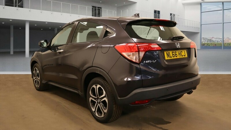 Used Honda HR-V 2016 for sale - 76386970: Photo 4