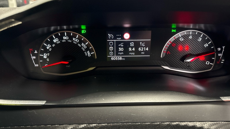 Used Peugeot 208 2021 for sale - 76821380: Photo 9