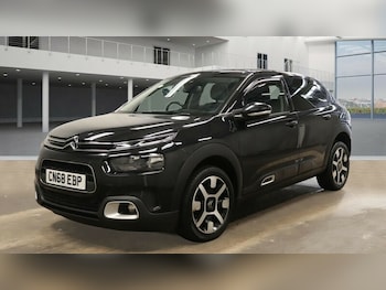 Used Citroen C4 Cactus 2018 for sale - 76605379: Photo