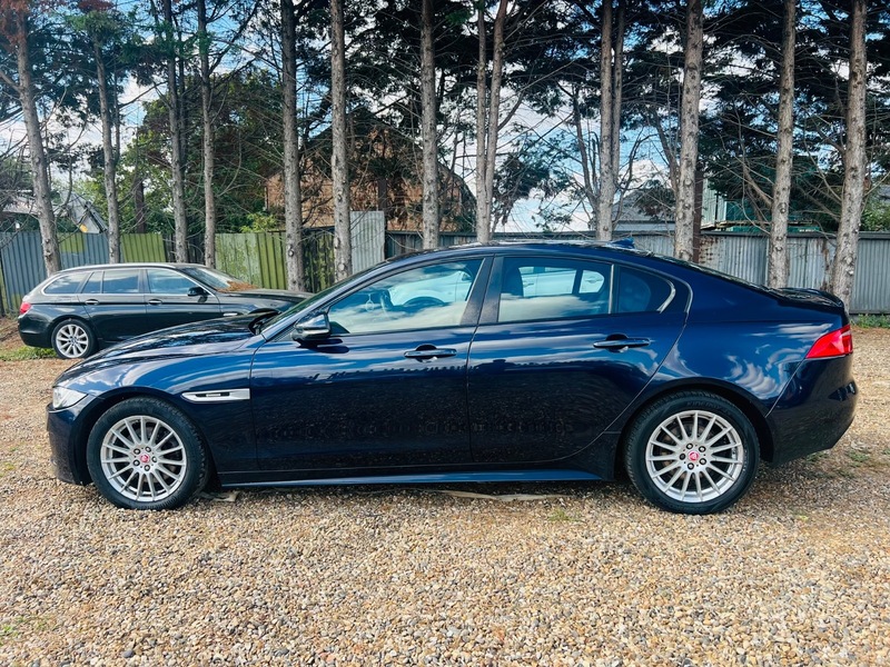 Used Jaguar XE 2016 for sale - 76665884: Photo 8