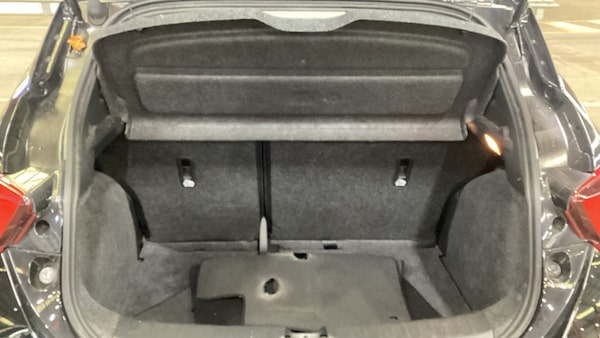 Used Nissan Micra 2018 for sale - 76040026: Photo 8