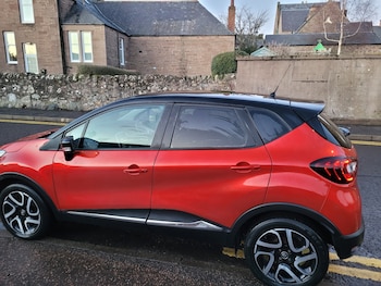 Used Renault Captur 2018 for sale - 77465170: Photo