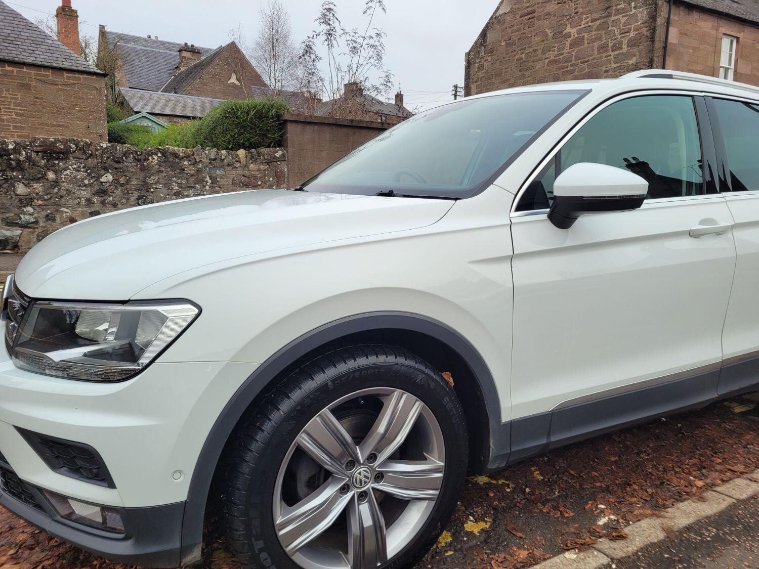 Used Volkswagen Tiguan 2019 for sale - 76643423: Photo 2