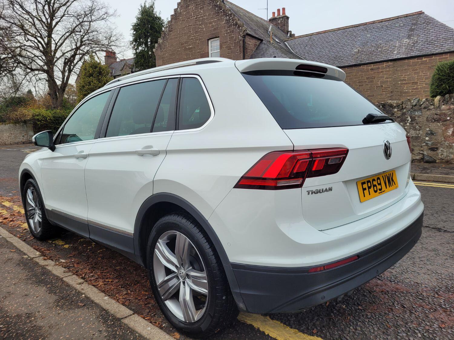 Used Volkswagen Tiguan 2019 for sale - 76643423: Photo 5