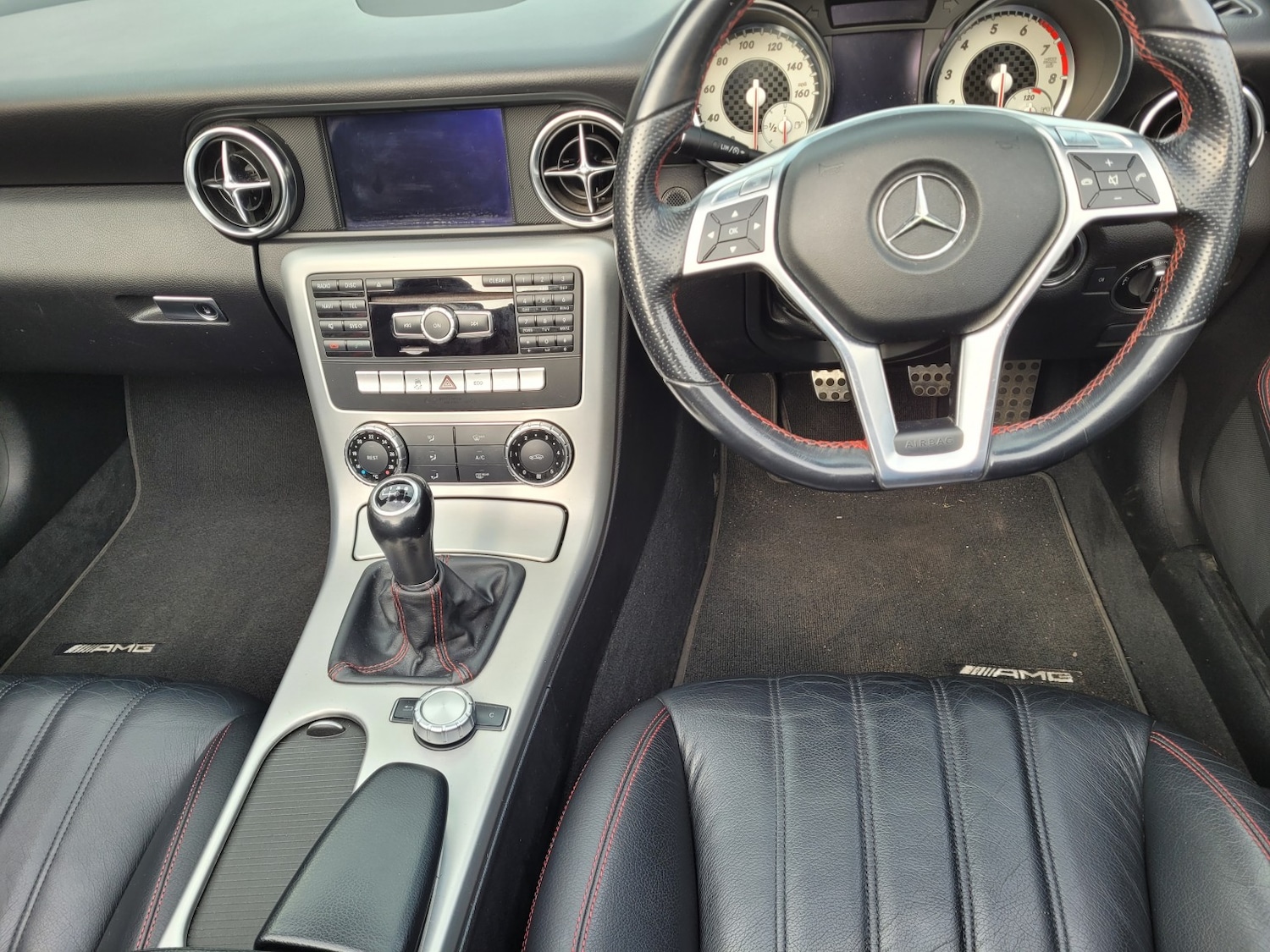 Used Mercedes-Benz SLK 2011 for sale - 77891624: Photo 15