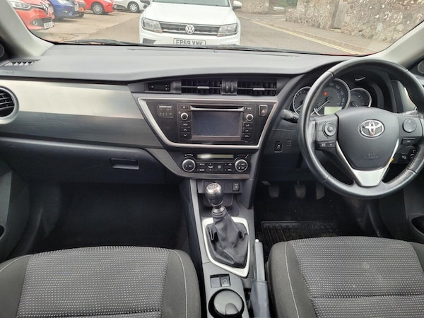 Used Toyota Auris 2013 for sale - 75691838: Photo 9