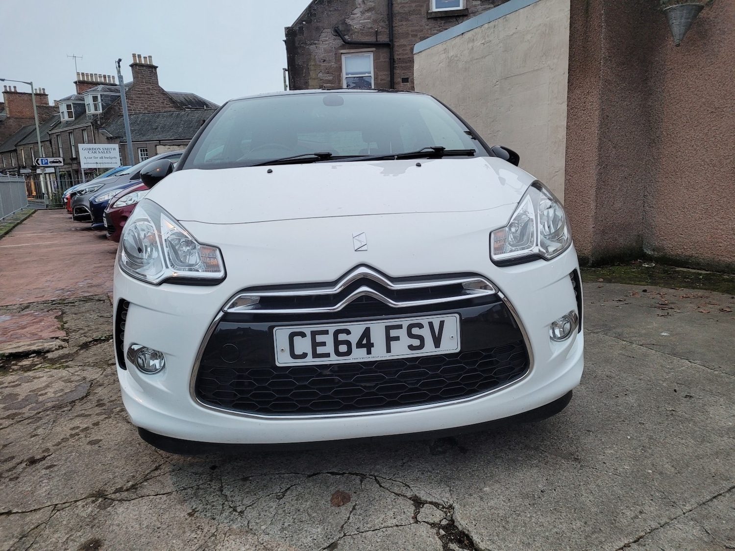 Used Citroen DS3 2014 for sale - 76643466: Photo 2