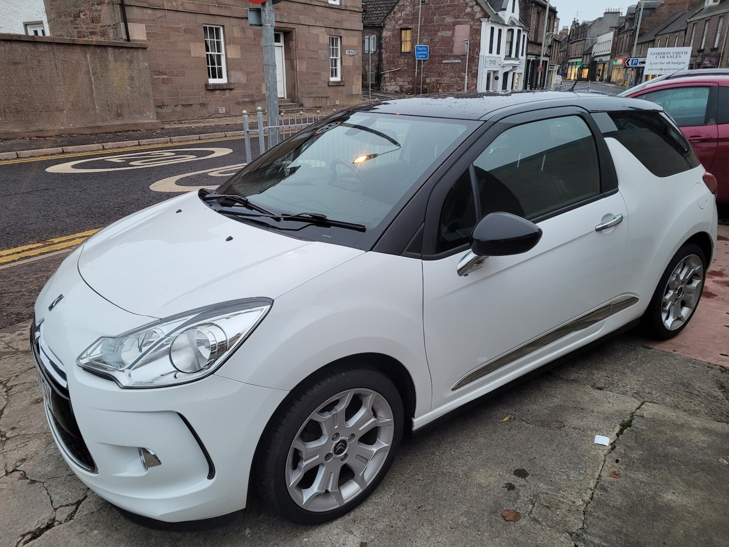 Used Citroen DS3 2014 for sale - 76643466: Photo 3