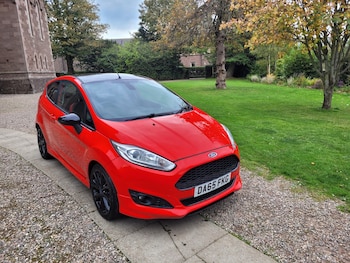 Used Ford Fiesta 2015 for sale - 76186753: Photo