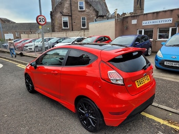 Used Ford Fiesta 2015 for sale - 76186753: Photo