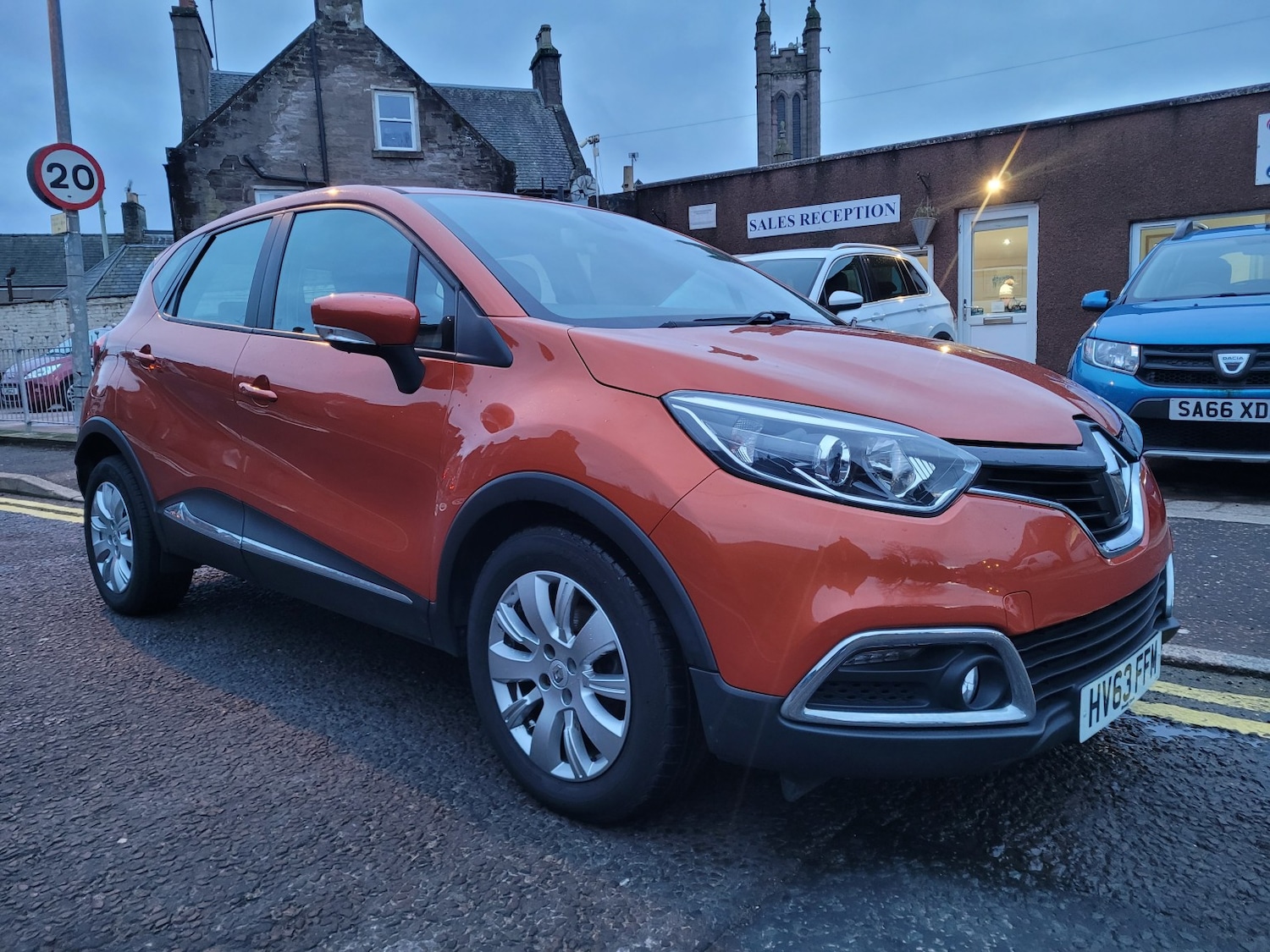 Used Renault Captur 2013 for sale - 77535975: Photo 3