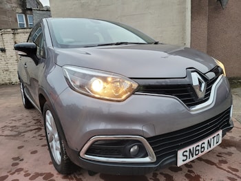 Used Renault Captur 2016 for sale - 76624431: Photo