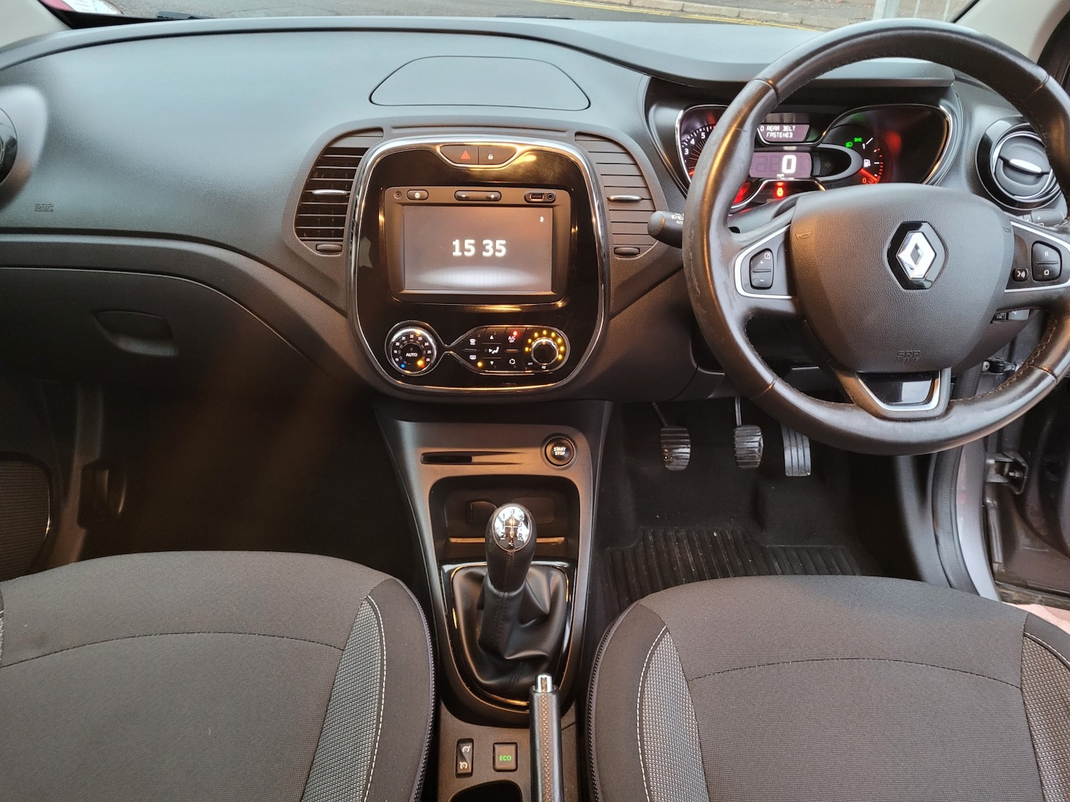 Used Renault Captur 2016 for sale - 76624431: Photo 9