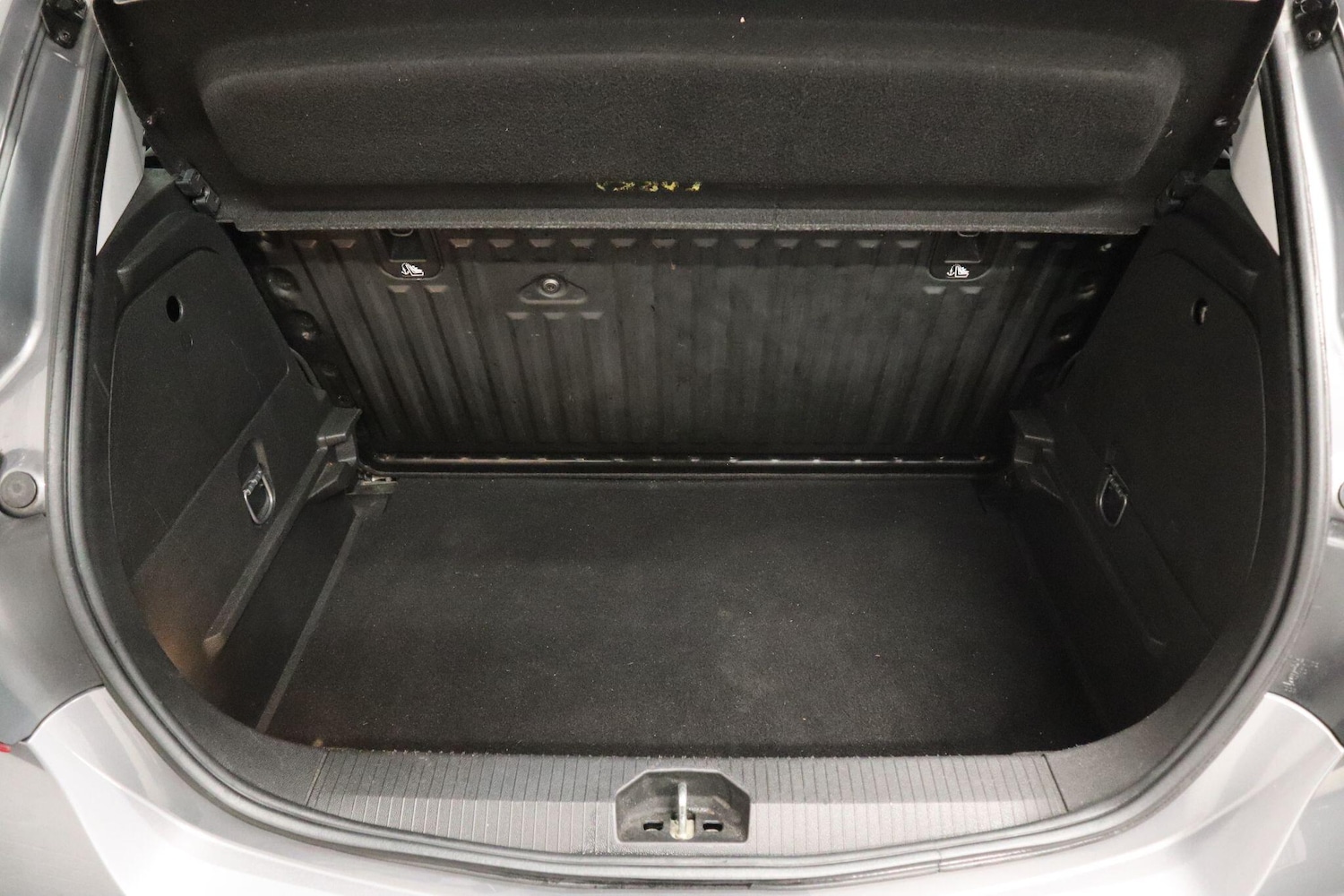 Used Vauxhall Corsa 2015 for sale - 77131446: Photo 16