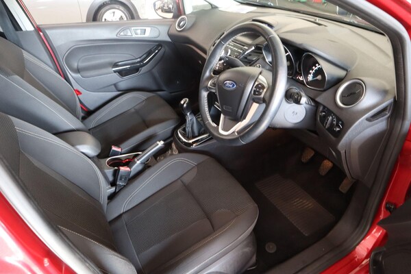 Used Ford Fiesta 2015 for sale - 75577227: Photo 11