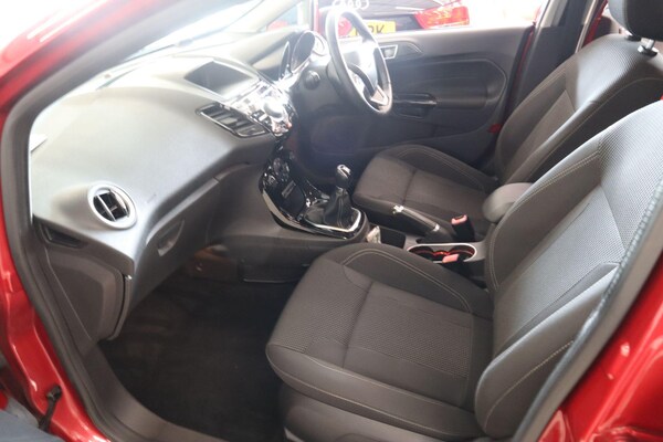 Used Ford Fiesta 2015 for sale - 75577227: Photo 17