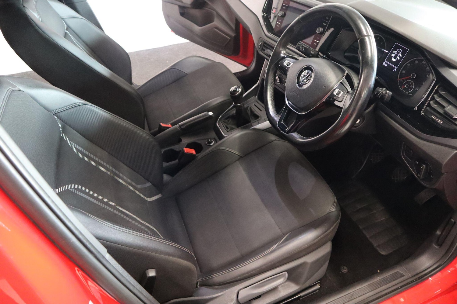 Used Volkswagen Polo 2019 for sale - 76239617: Photo 12