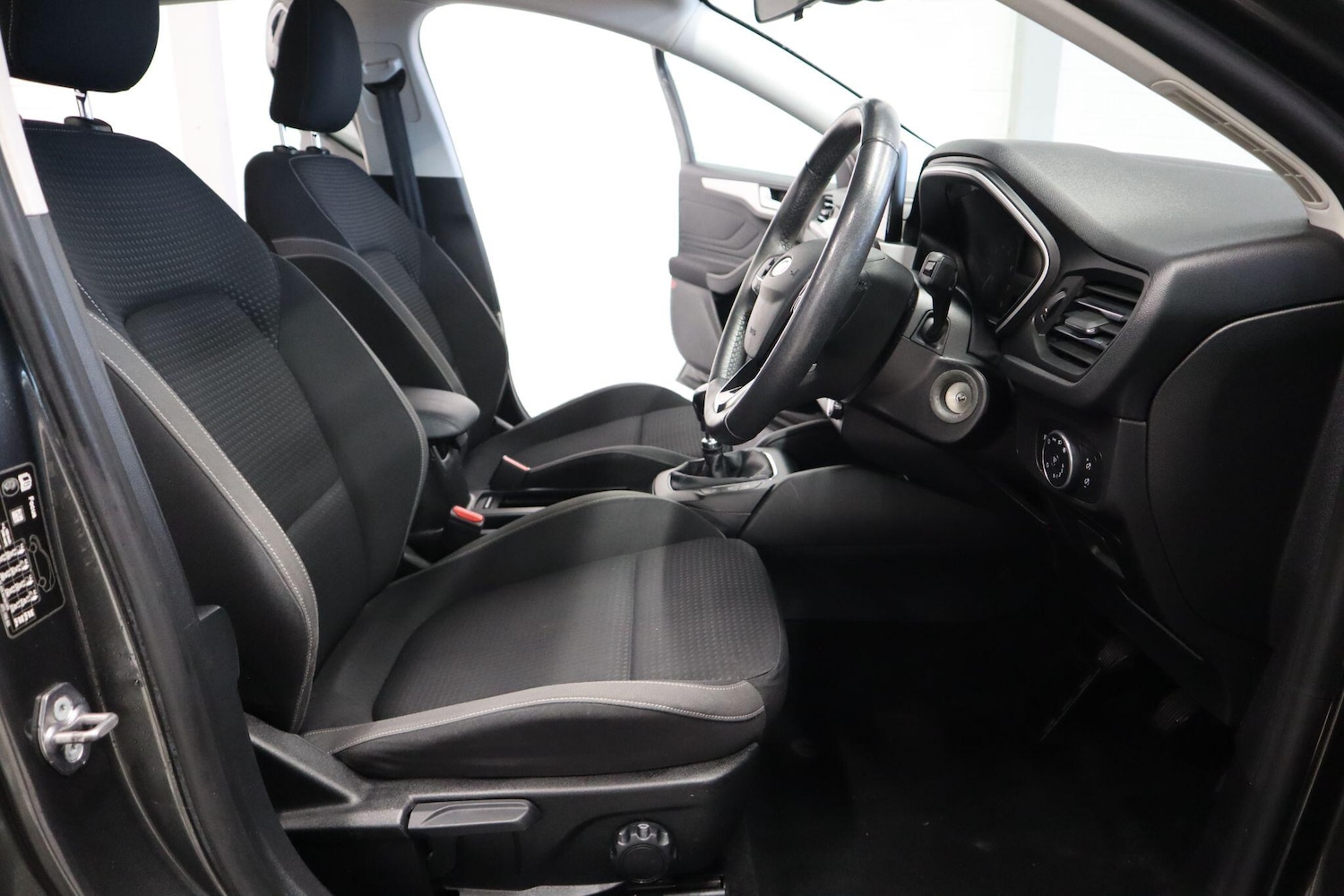 Used Ford Focus for sale - 76727650: Photo 12