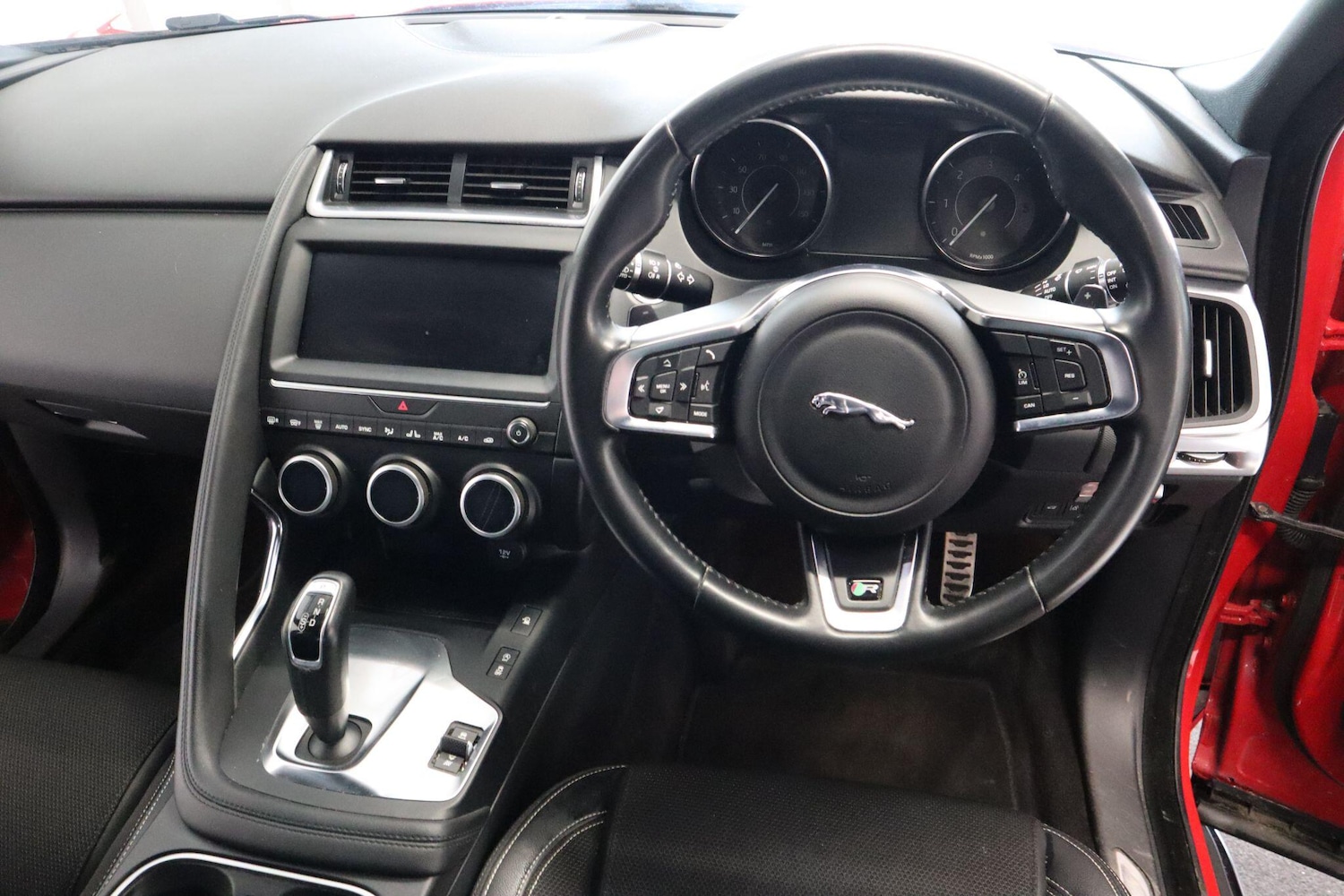 Used Jaguar E-Pace for sale - 77969783: Photo 11
