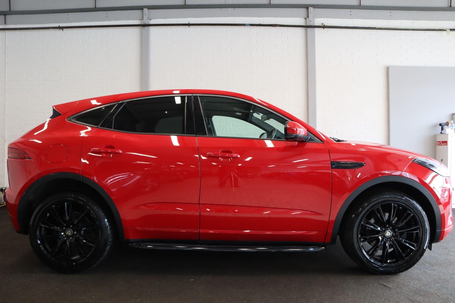 Used Jaguar E-Pace for sale - 77969783: Photo 8