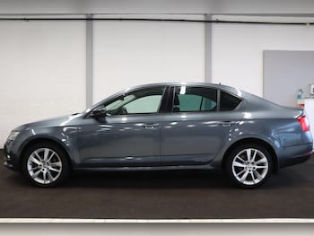 Used Skoda Octavia 2018 for sale - 77807688: Photo