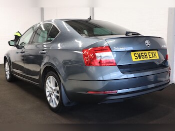 Used Skoda Octavia 2018 for sale - 77807688: Photo