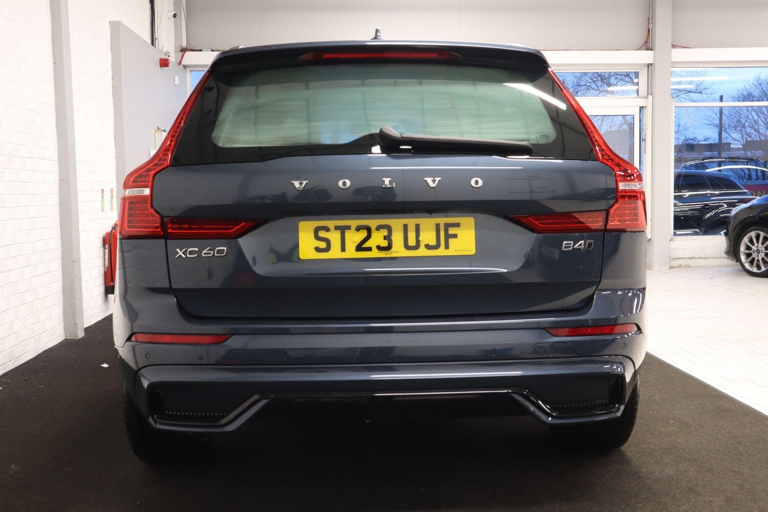 Used Volvo XC60 2023 for sale - 77549582: Photo 10