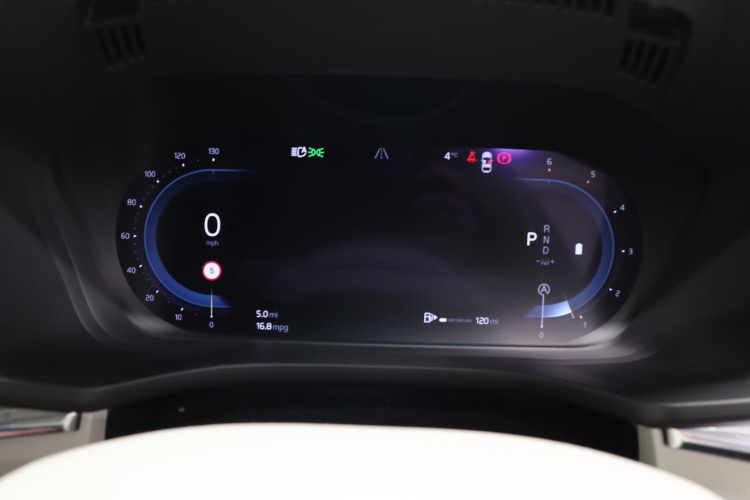 Used Volvo XC60 2023 for sale - 77549582: Photo 13