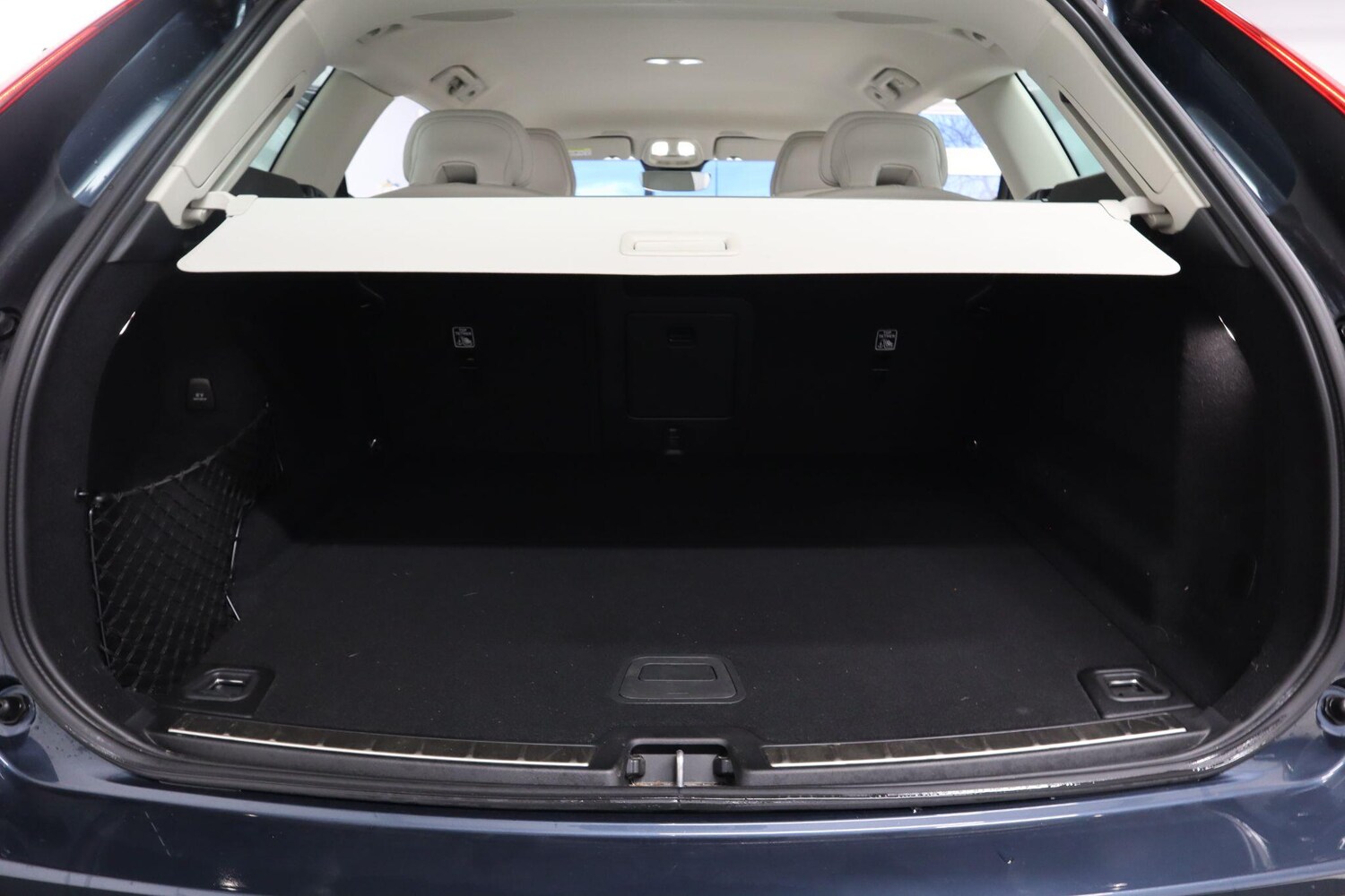 Used Volvo XC60 2023 for sale - 77549582: Photo 15