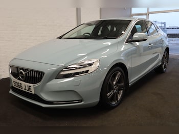 Used Volvo V40 2016 for sale - 77386293: Photo